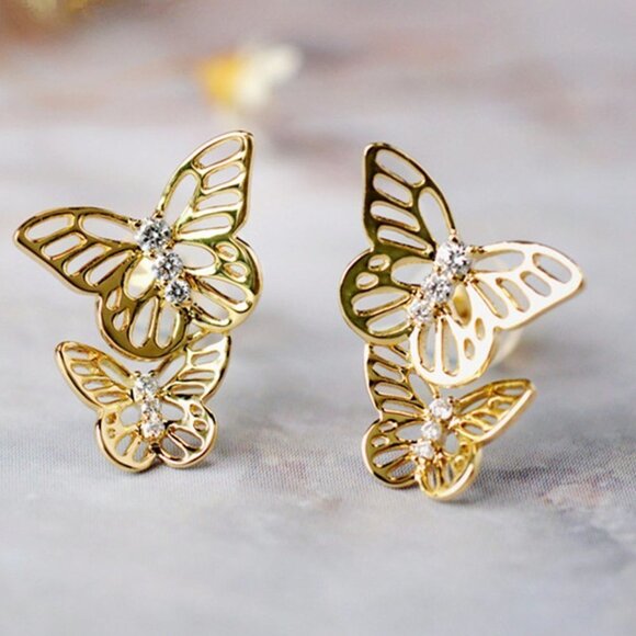 💥 18K Gold Plated Jewelry Micro CZ Studs Earrings for Women, HA4504 - Picture 1 of 7